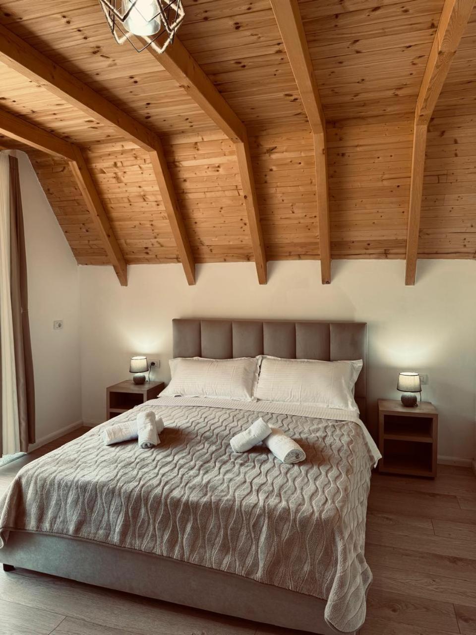 Serenity Guest house *