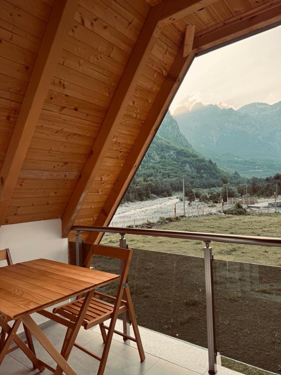 Serenity Guest house *